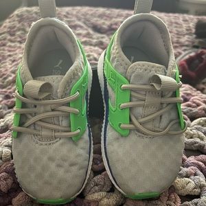 Baby Puma Softfoam Optimal Comfort Tennis Shoes Size 6 in like new condition